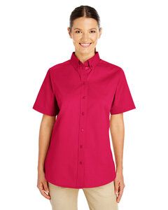 Harriton M582W - Chemise-Fondation pour dames -À manches courtes en sergé 100 % coton avec téflon Rouge